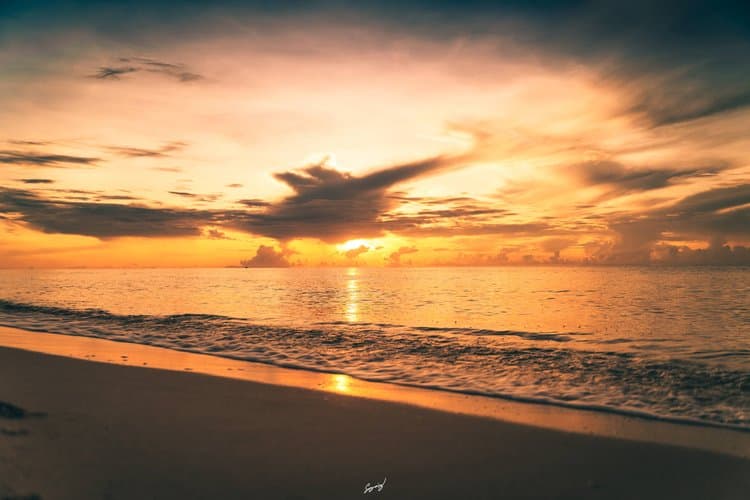 Soe Yan Paing, Photography, available to see in instagram. https://www.instagram.com/soe.envision/